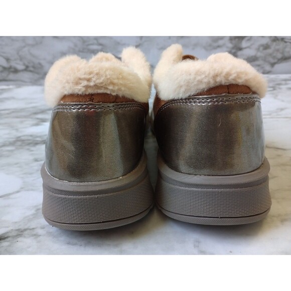 B Zees Golden Toffee Faux Suede Faux Fur Slip On Ankle Boots Size 7 M - Picture 6 of 9